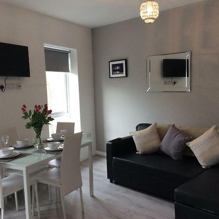 Rooftop Apartments 벨파스트 외부 사진
