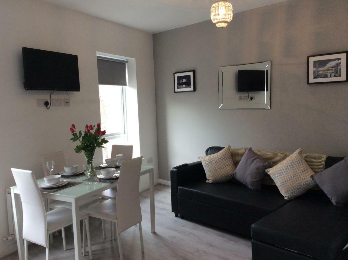 Rooftop Apartments 벨파스트 외부 사진